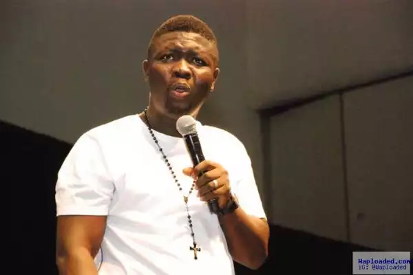Eko Hotel’s Security Guard In Tears After Comedian Seyi Law Gave Him 3 Dirty Slaps
